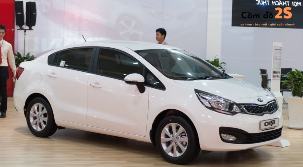 Cầm xe ô tô có giữ lại được giấy tờ gốc không