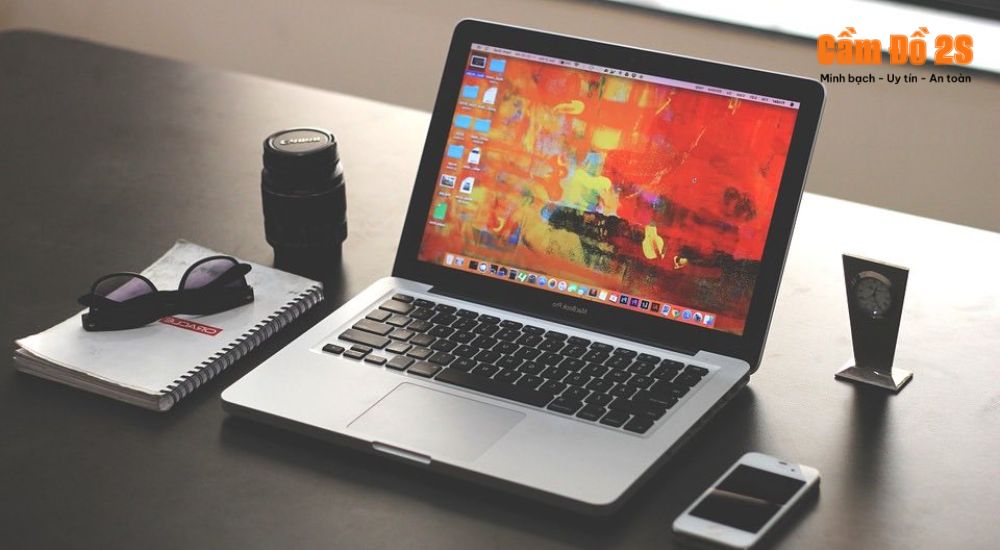 Giấy tờ cần chuẩn bị khi cầm laptop
